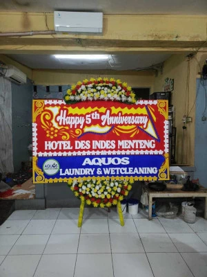 Papan Bunga di Sumurbarang Cibogo